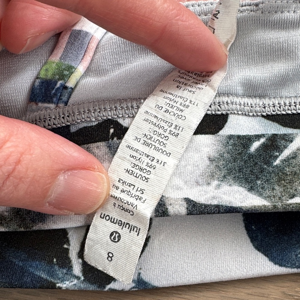 Size 8 Lululemon athletica Multicolor Sports Bra - Picture 6 of 8